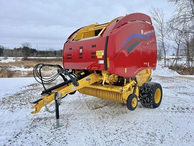 Image of New Holland RB460 equipment image 1