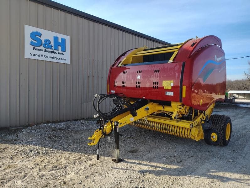 Image of New Holland RB560 Specialty Crop Primary image