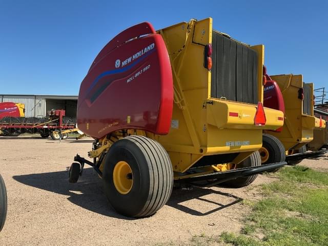 Image of New Holland RB560 equipment image 3