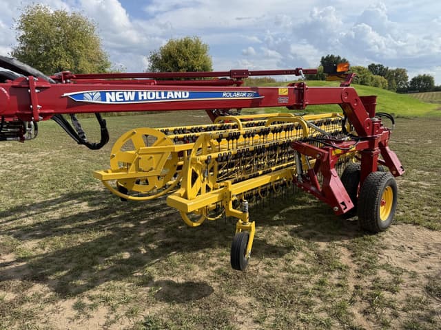 Image of New Holland Rolabar 230 equipment image 1