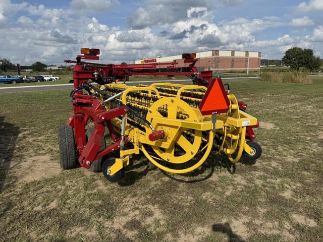 Image of New Holland Rolabar 230 equipment image 2