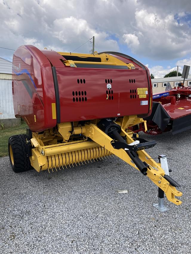 Image of New Holland RB450 Bale Slice equipment image 1