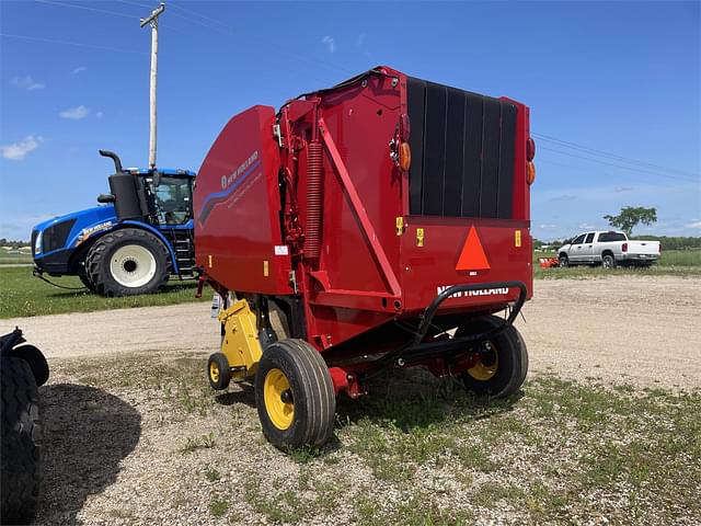 Image of New Holland RB450 Utility Plus equipment image 1