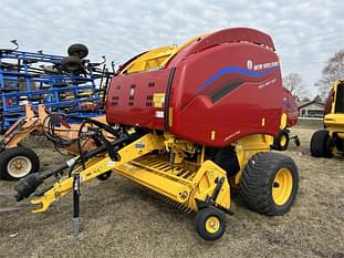 2023 New Holland RB460 CropCutter Equipment Image0