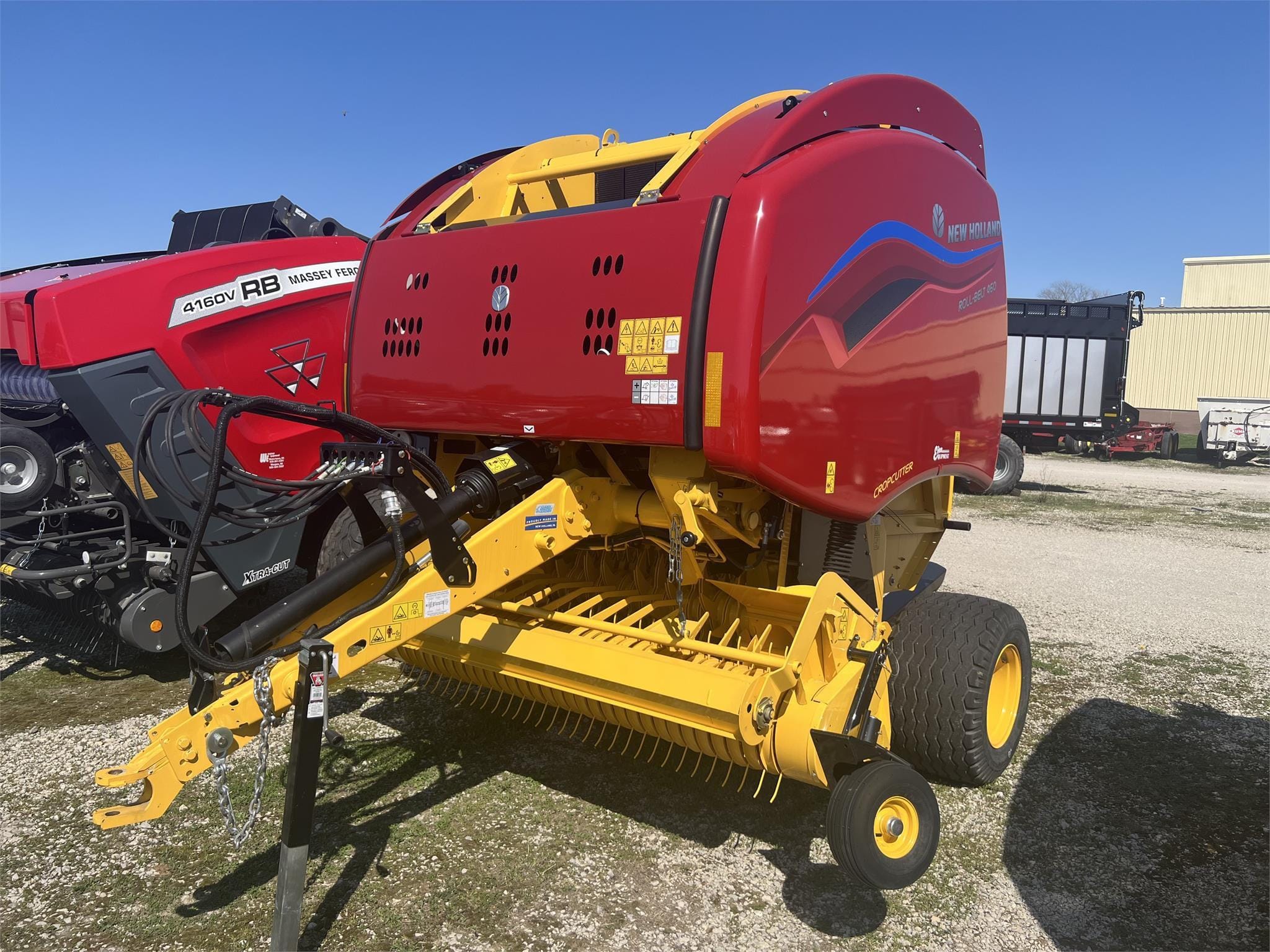 2023 New Holland RB460 Equipment Image0