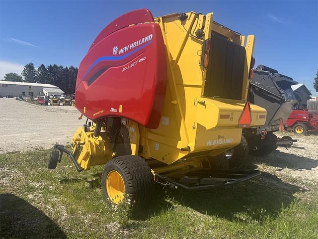 Image of New Holland RB460 equipment image 2