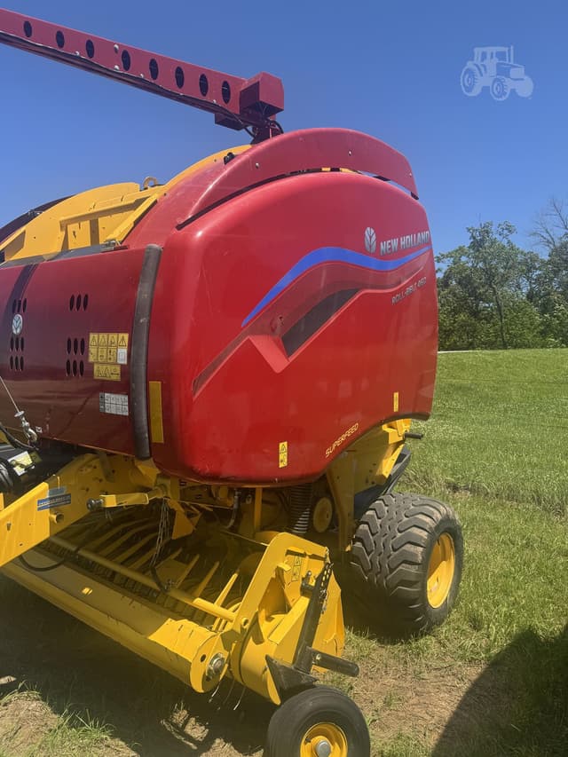 Image of New Holland RB460 Superfeed equipment image 1