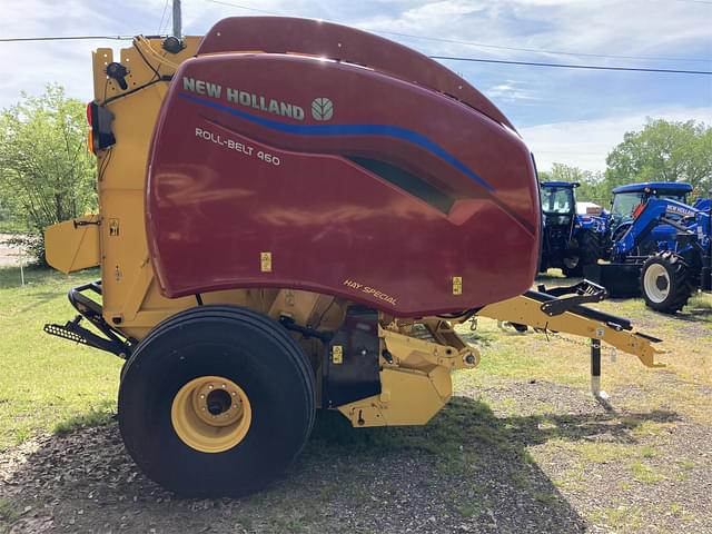 Image of New Holland RB460 Hay Special equipment image 3