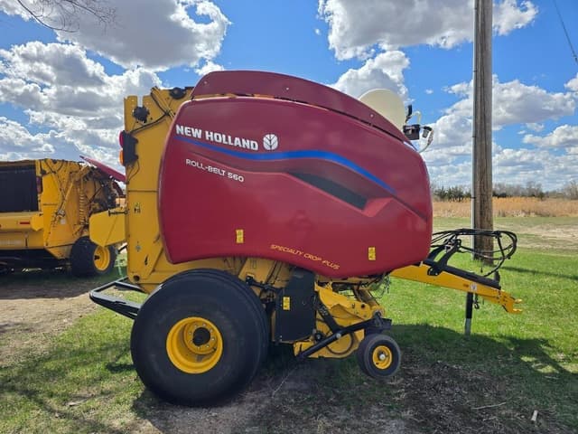 Image of New Holland RB560 equipment image 4