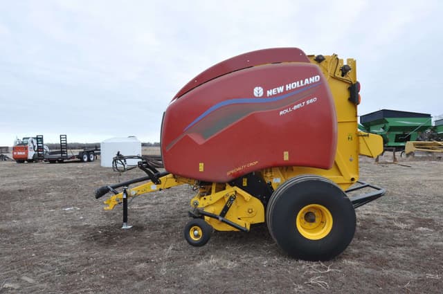 Image of New Holland RB560 equipment image 3
