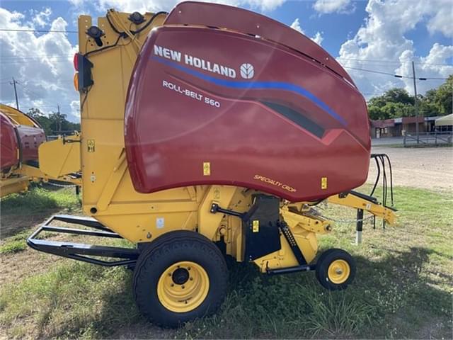 Image of New Holland RB560 Specialty Crop equipment image 1