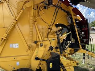 Main image New Holland RB560 8