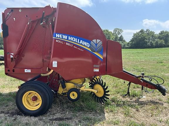 Image of New Holland RB450 Utility equipment image 1