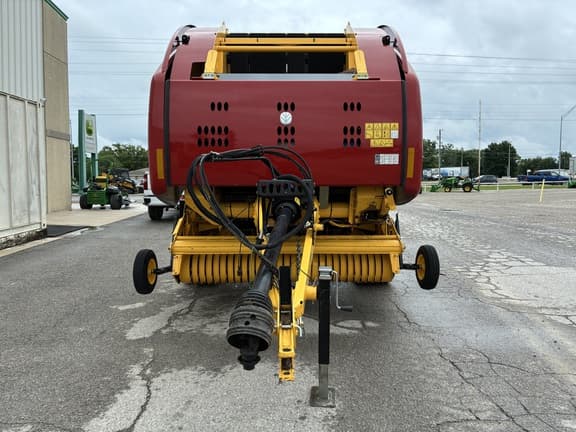 Image of New Holland RB460 Hay Special equipment image 1