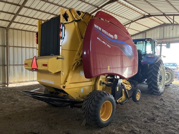 Image of New Holland RB460 Hay Special equipment image 4
