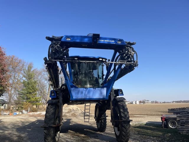 Image of New Holland SP310F equipment image 1