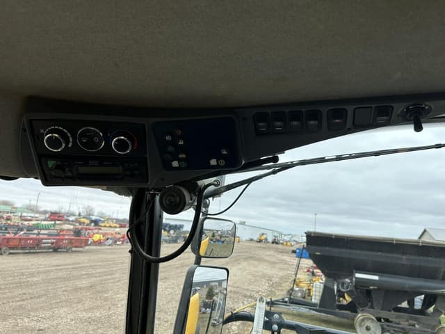 Image of New Holland SP.410F equipment image 1