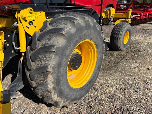 Image of New Holland Speedrower 220 Plus equipment image 4