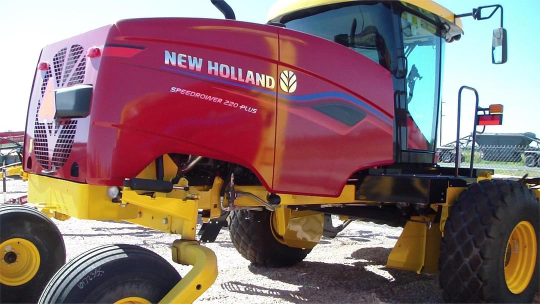 Image of New Holland Speedrower 220 Plus Image 0