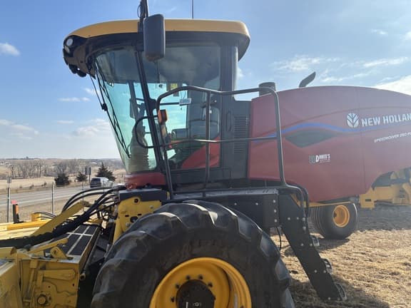 Image of New Holland Speedrower 260 Plus equipment image 1