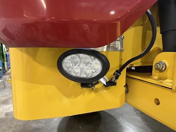 Image of New Holland Speedrower 260 Plus equipment image 4