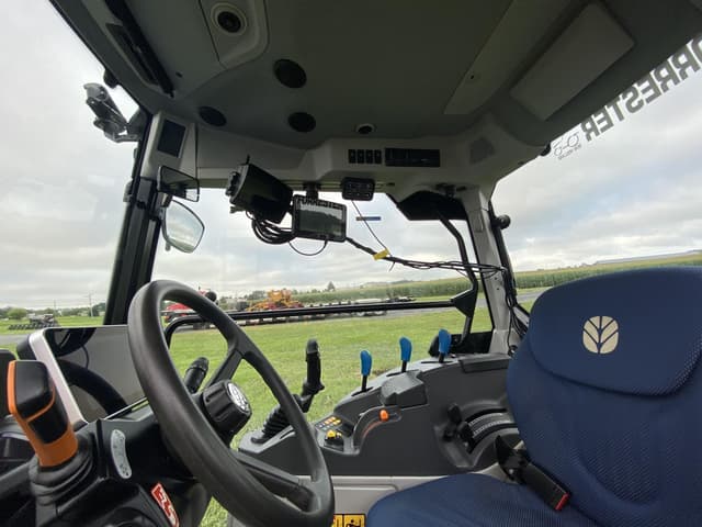 Image of New Holland T4.120 equipment image 2