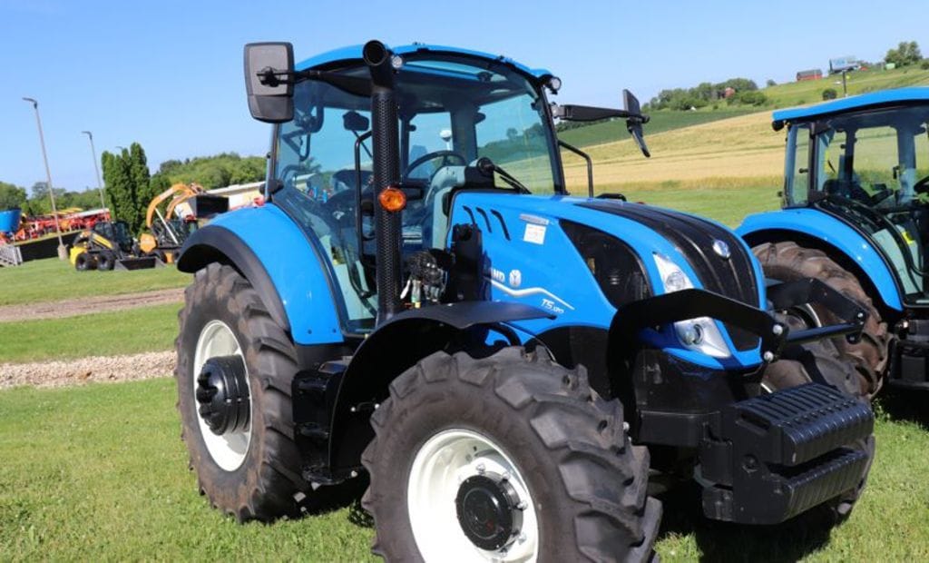 2023 New Holland T5.120 Equipment Image0