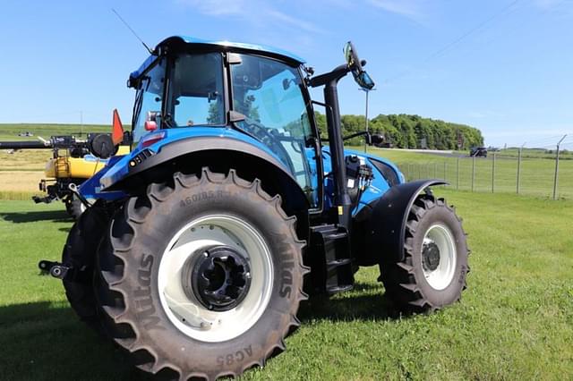 Image of New Holland T5.120 equipment image 1