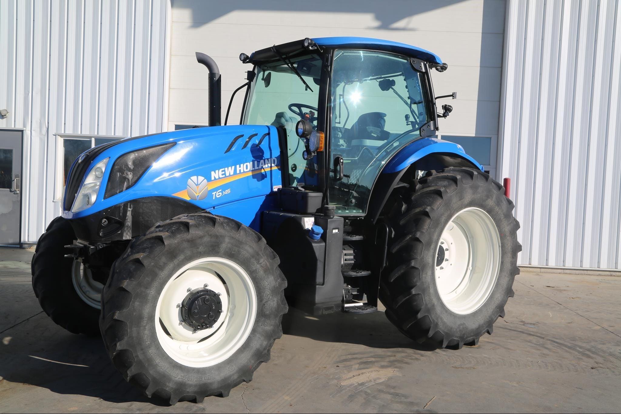 2023 New Holland T6.145 Equipment Image0