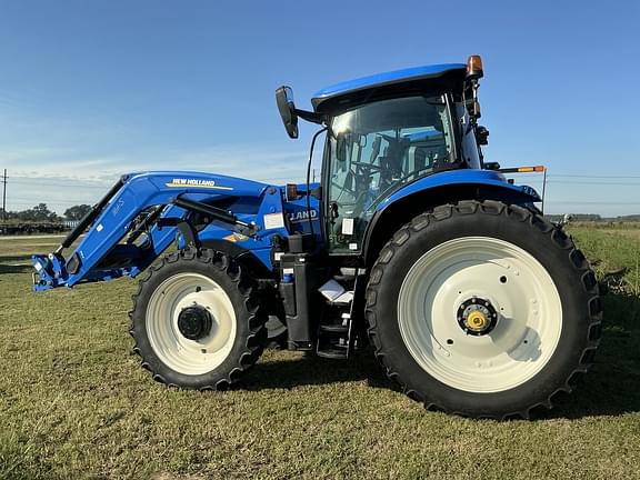 Image of New Holland T7.210 equipment image 3