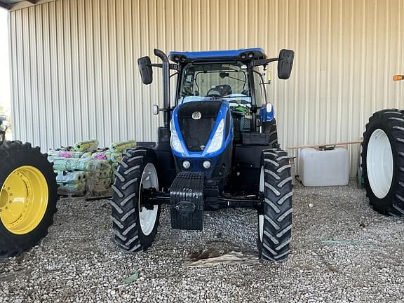 Image of New Holland T7.210 equipment image 3