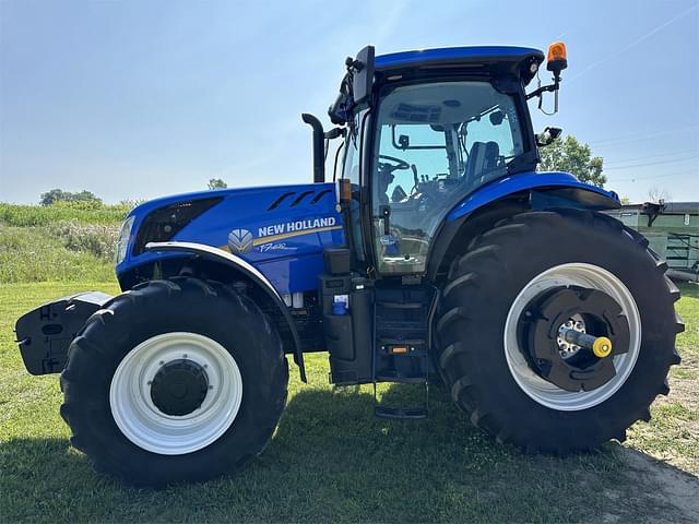 Image of New Holland T7.230 equipment image 2