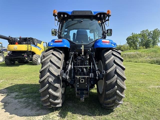 Image of New Holland T7.230 equipment image 4