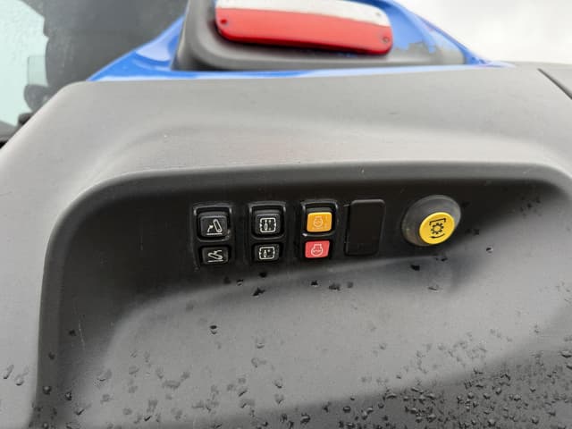 Image of New Holland T7.315HD equipment image 4