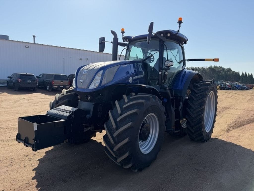 2023 New Holland T7.315HD Equipment Image0