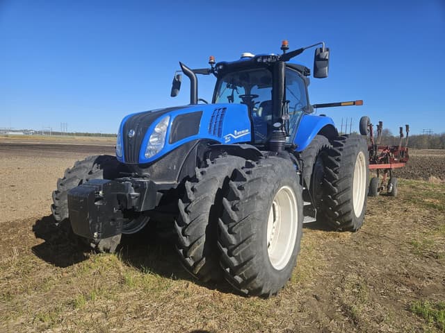 Image of New Holland T8.320 equipment image 1