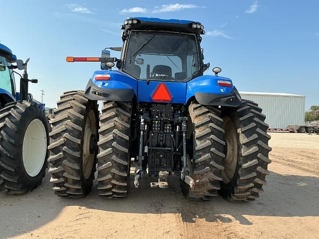 Image of New Holland T8.320 equipment image 2