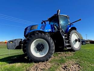 2023 New Holland T8.320 Equipment Image0