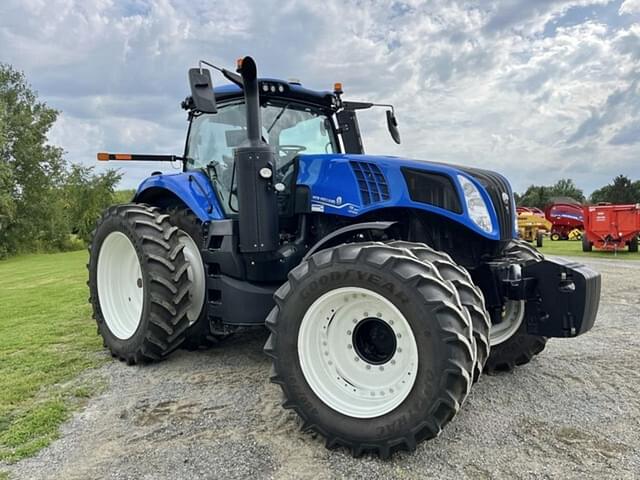 Image of New Holland T8.320 equipment image 1