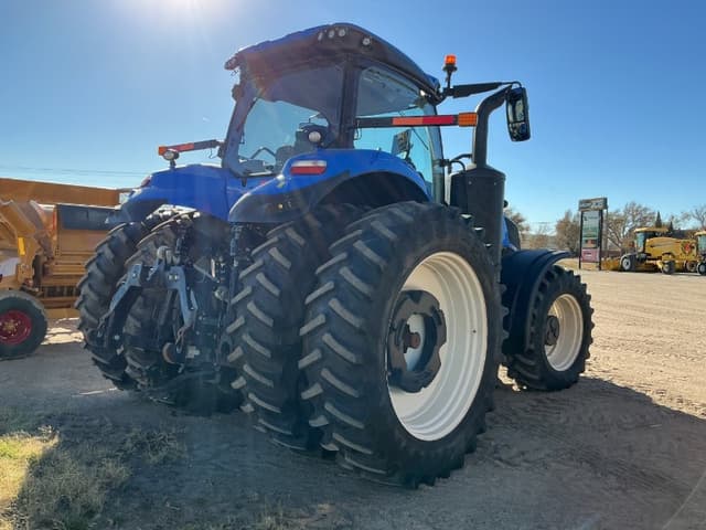 Image of New Holland T8.320 equipment image 4