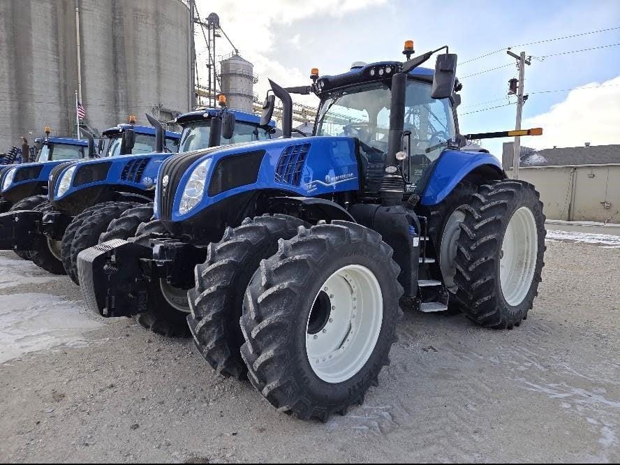 Main image New Holland T8.350