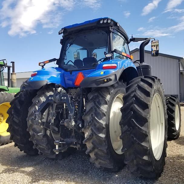 Image of New Holland T8.350 equipment image 3