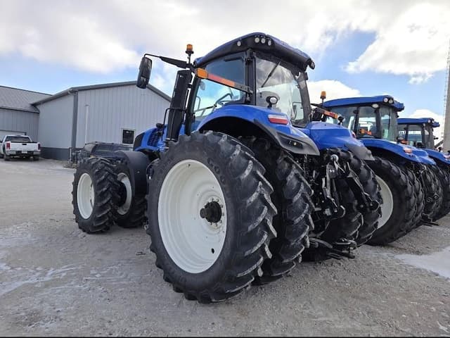 Image of New Holland T8.350 equipment image 2