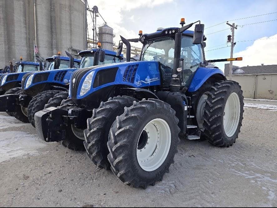 2023 New Holland T8.350 Equipment Image0