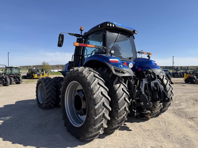 Image of New Holland T8.410 equipment image 3