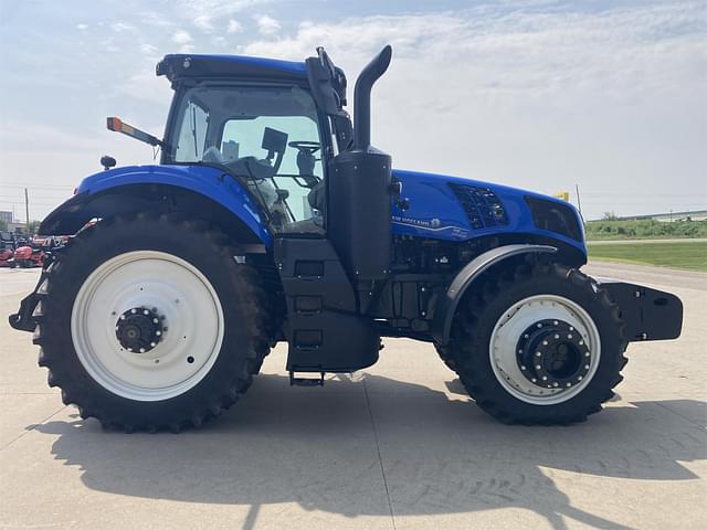 Image of New Holland T8.410 equipment image 4