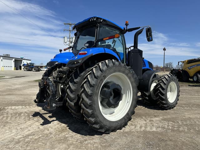 Image of New Holland T8.410 equipment image 4