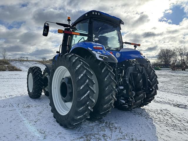 Image of New Holland T8.410 equipment image 2