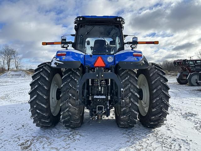 Image of New Holland T8.410 equipment image 3