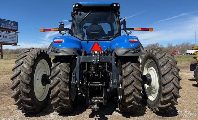 Image of New Holland T8.410 equipment image 3